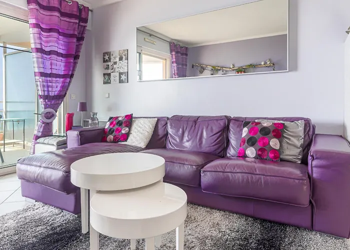 Le Chevalier By Interhome קאפ ד'איי